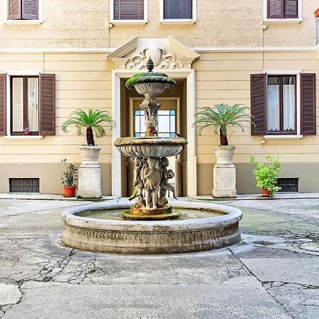 Appartamento Napoli 25 - Affitti Brevi Italia Milano Ngoại thất bức ảnh